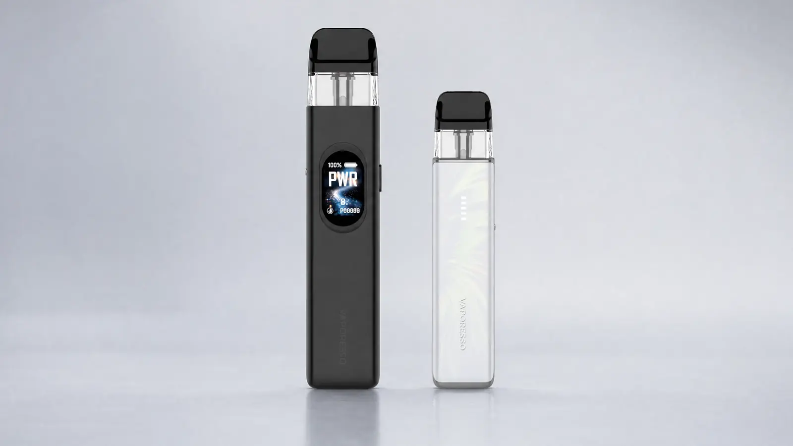 Vaporesso XROS 6 und XROS 6 Mini Pod-Systeme nebeneinander im Groessenvergleich